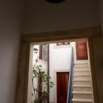 Sikania Apartament *