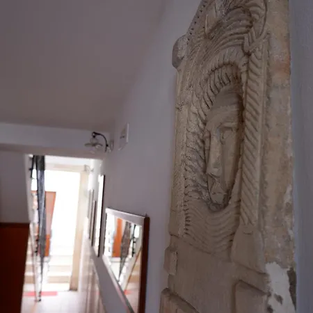 Sikania Syracuse